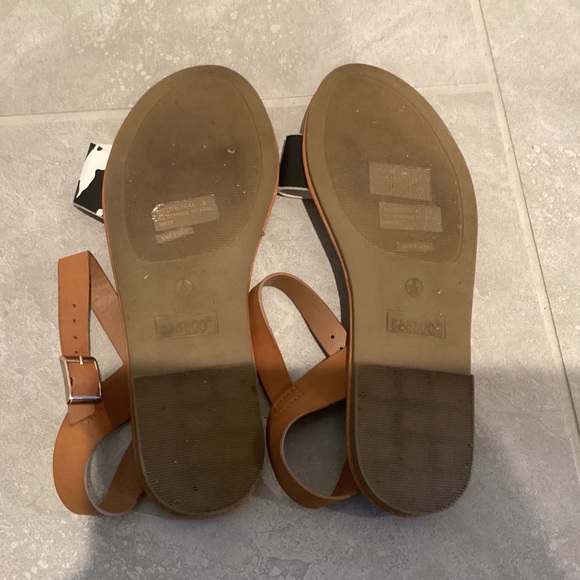 Bamboo Cow Print Sandal - Picture 3 of 5